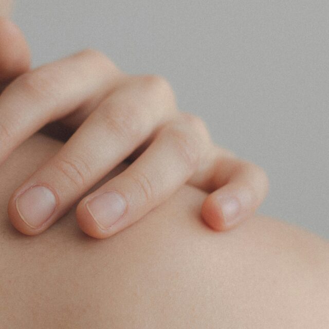 Sensitive Skin? Here’s Your Natural Solution